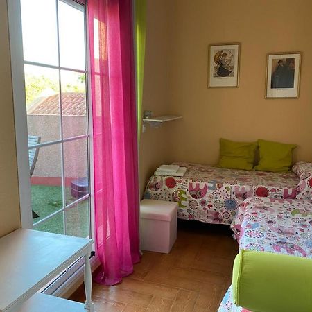 Familia Anfitriona Acoge Terraza Lägenhet Sevilla Exteriör bild